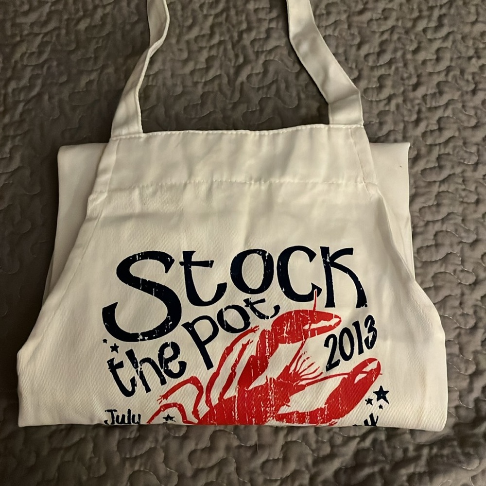 2013 Stock The Pot Lobster Boil Apron CrewWare Bib Apron With Pocket